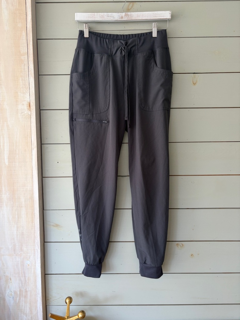 HeartSoul Scrub Jogger Pants | Grey | Size S